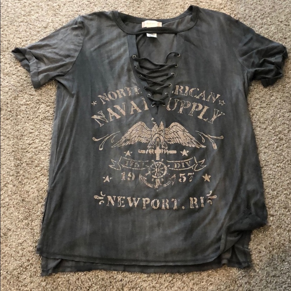 T-shirt